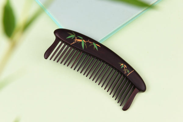 Wooden Combs — The Gentle Scalp Massager for Better Health