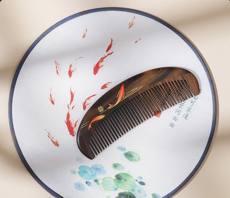 Mirror & Wooden Comb Set with A Pair of Koi Pattern