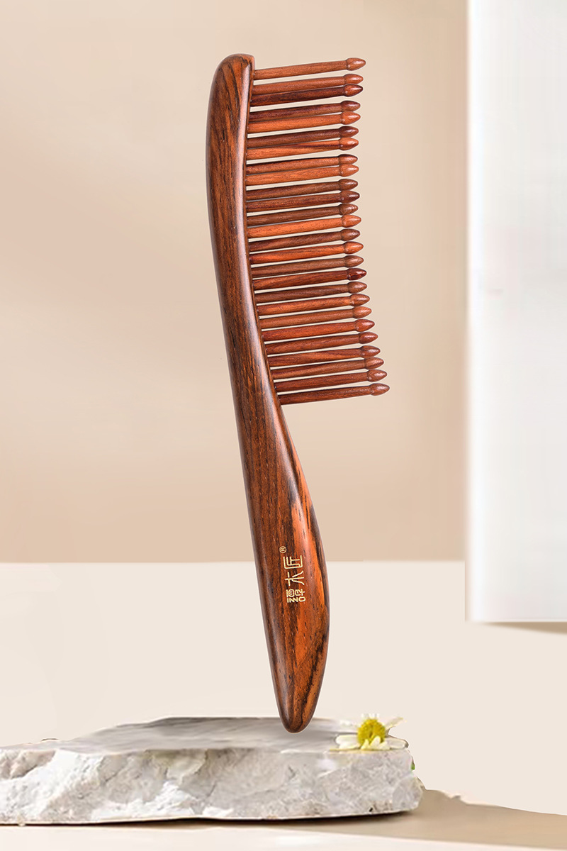 Tooth-inserted Red Wood Comb