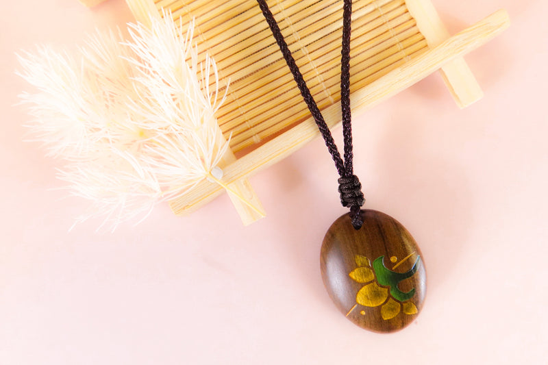 Nameless Flower Hair Brush
