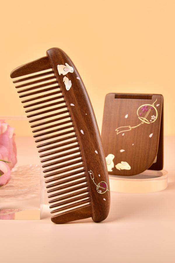 Bunny Wood Comb & Mirror Set