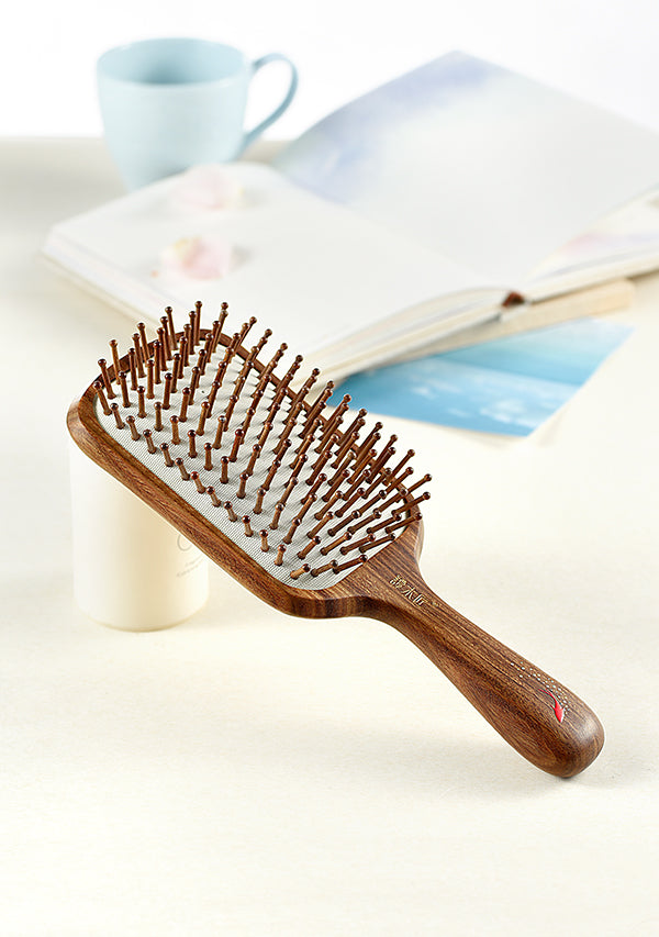 Carp jumping  Paddle hair brush