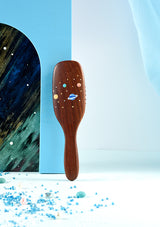 Happy planet Paddle hair brush