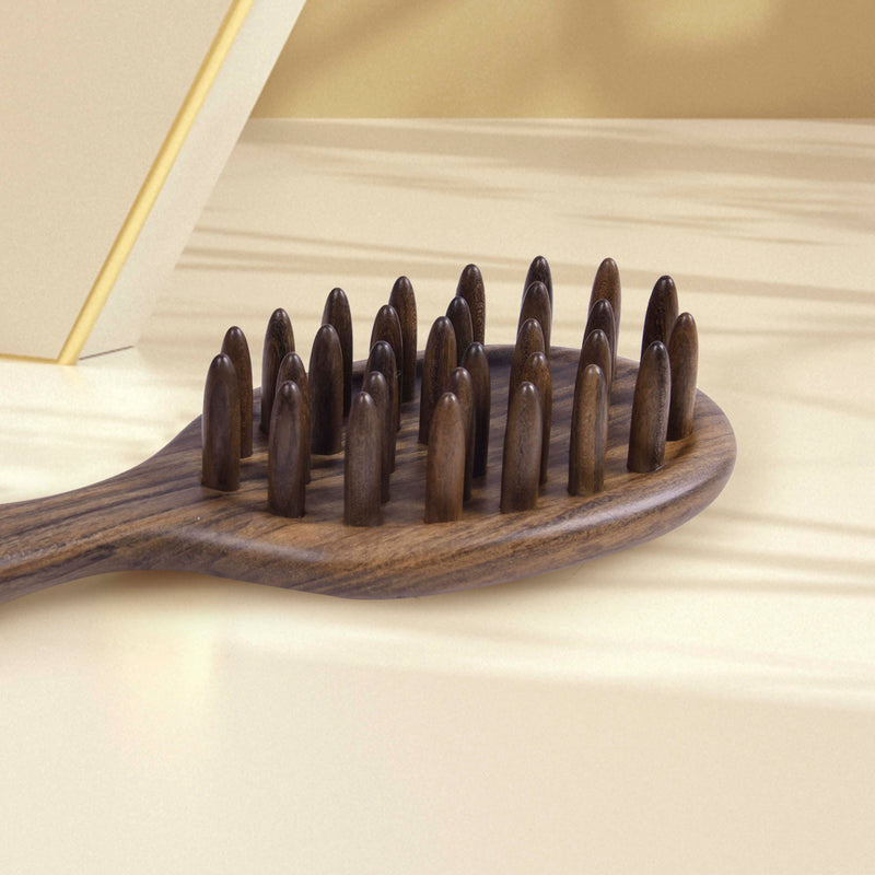 Tooth inserted Wood Hair Brush