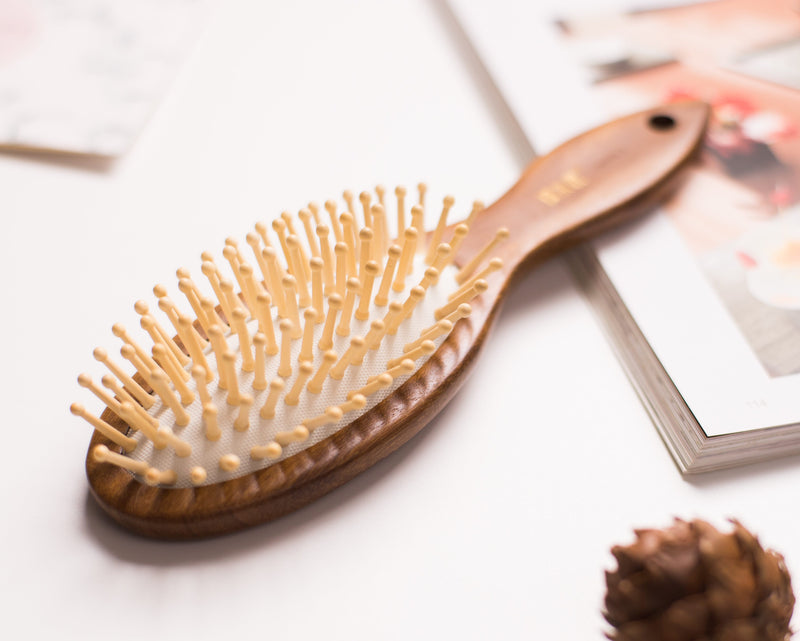 Teak & Rutaceae wooden hair brush